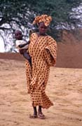 Local woman. Niafunk� village. Mali.
