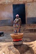 Street vendor at N'Gaound�r� town. Cameroon.