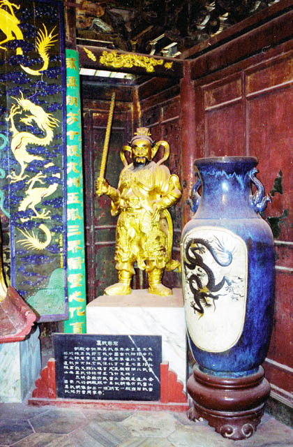 Golden temple near Kunming. China.