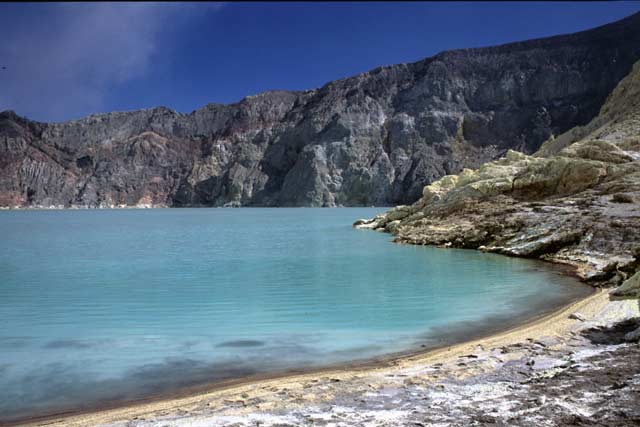 Kawah Ijen Vulcano. Java,  Indonesia.