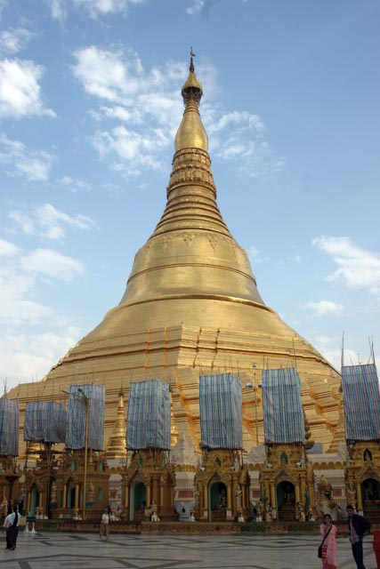 Shwedagon Paya, Yangon. Myanmar (Burma).