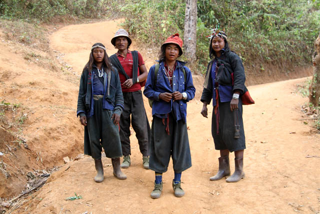On the way to village of Eng tribe, area around Kengtung town. Myanmar (Burma).