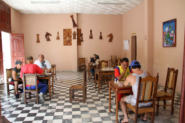 Chess players, Las Tunas. Cuba.